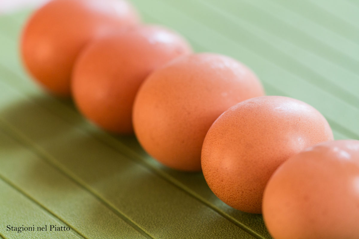 uova-stagioni-nel-piatto-etichettatura-classificazione