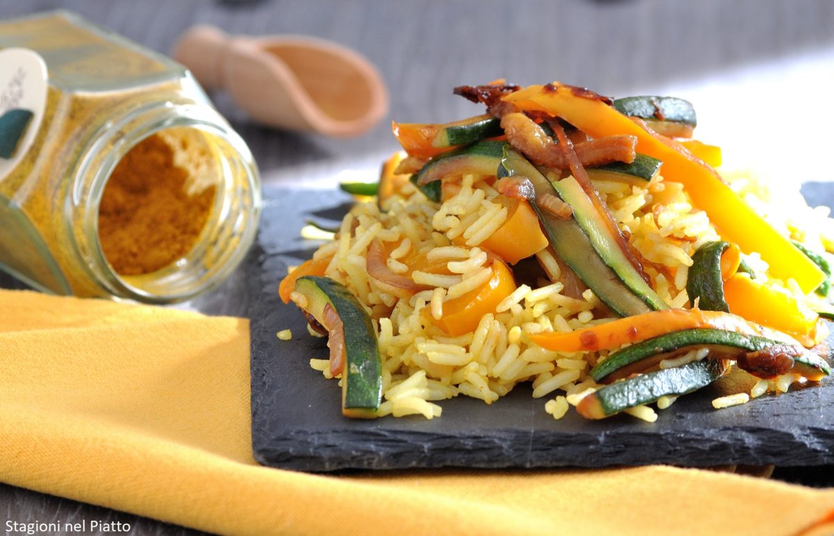 Riso al curry con verdure alla piastra